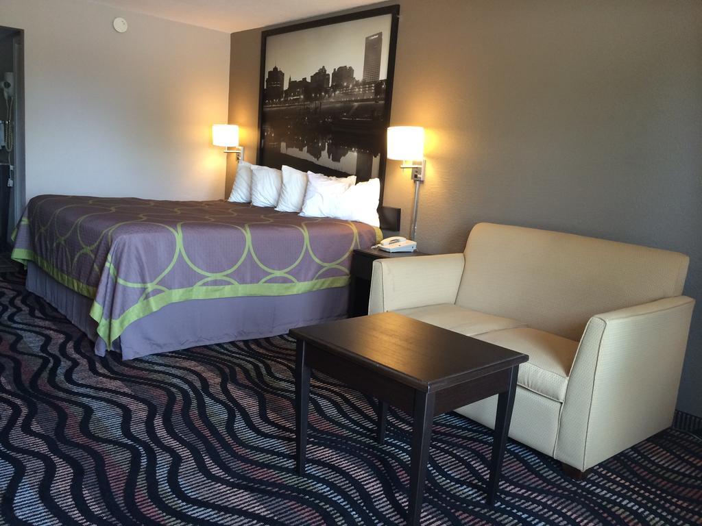 Super 8 By Wyndham Lakeland Extérieur photo