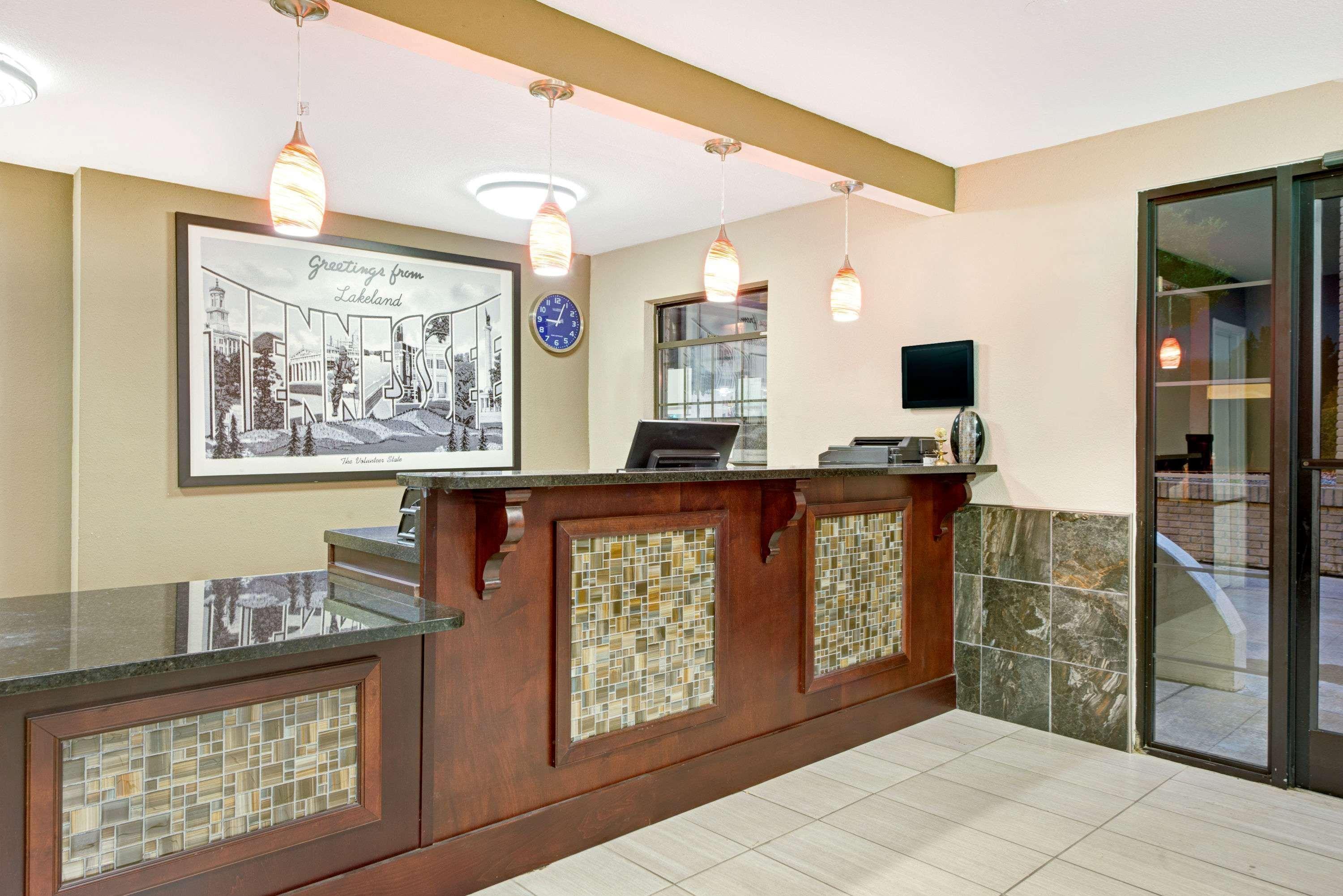 Super 8 By Wyndham Lakeland Extérieur photo