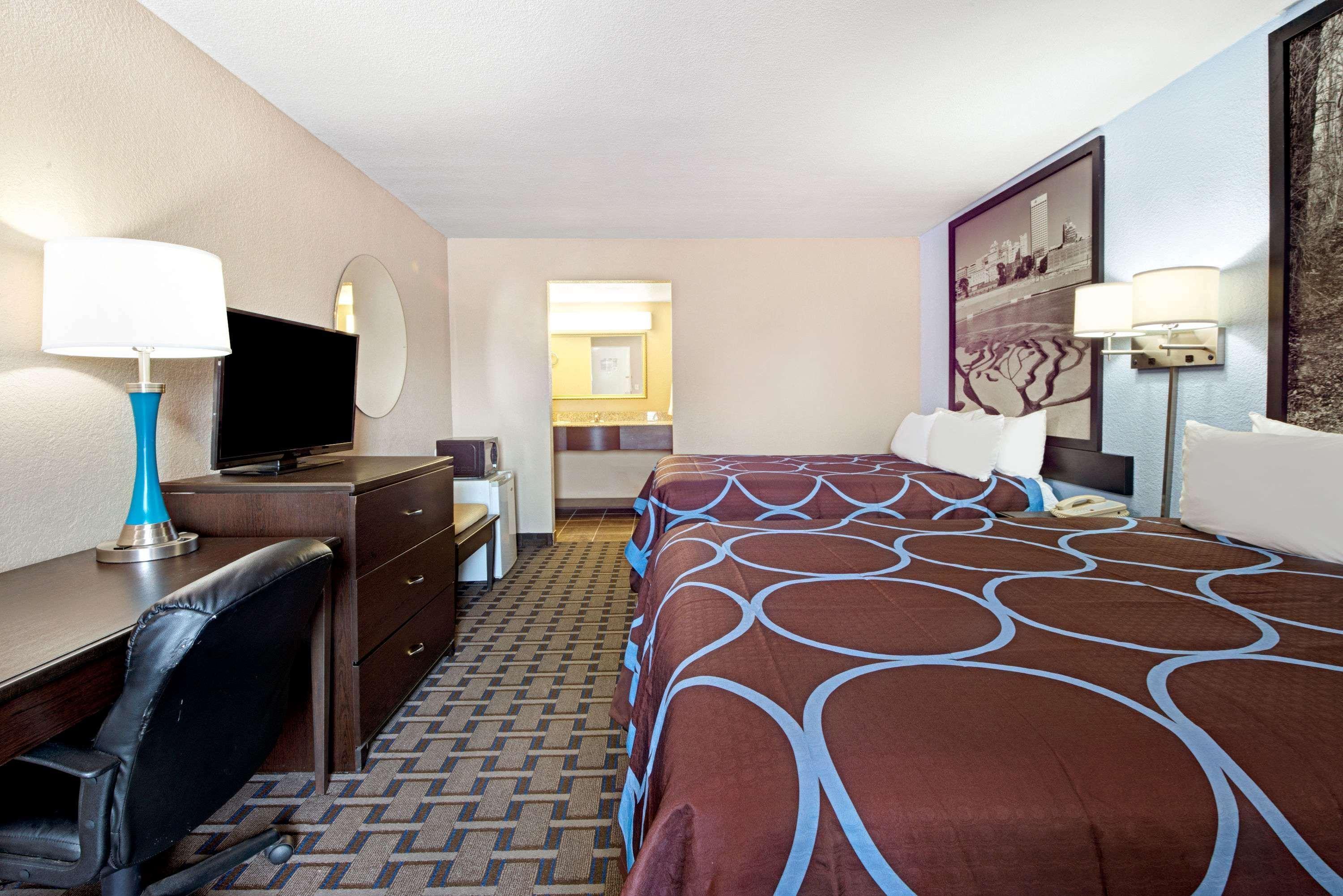 Super 8 By Wyndham Lakeland Extérieur photo