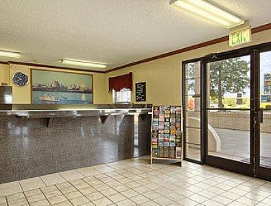 Super 8 By Wyndham Lakeland Extérieur photo